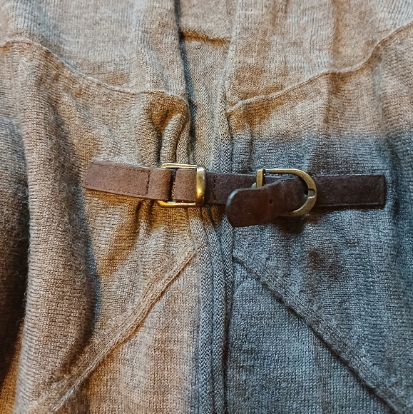 extra fine merino wool greyish Brown cardigan - Picture 4 of 7